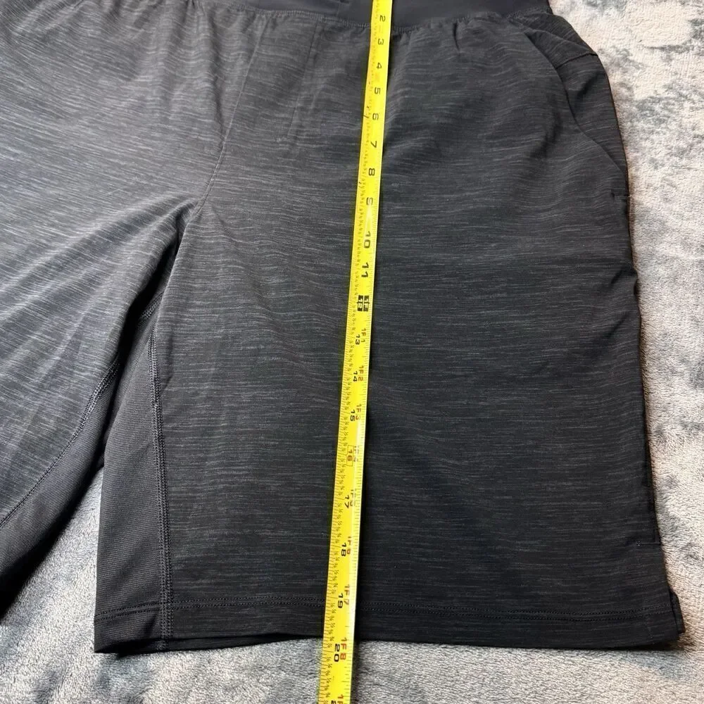 LULULEMON Men Sz L Shorts 9.5” Lined Charcoal Gray Black Yoga Sport Luxury 0227